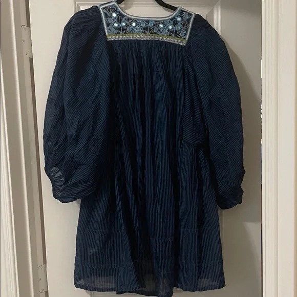 Free People Navy Embroidered Tunic with Balloon Sleeves, Size Medium, EUC - Picture 8 of 8